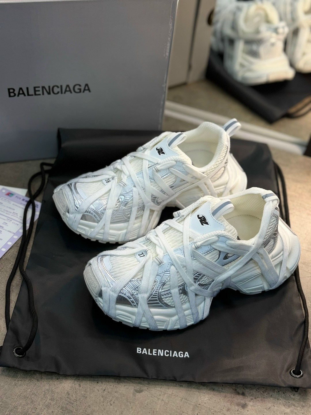 кроссовки женские balenciaga,кроссовки balenciaga,кроссовки спортивные balenciaga,кроссовки balenciaga 3 xl, balenciaga