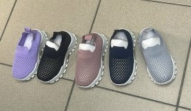 Кроссовки