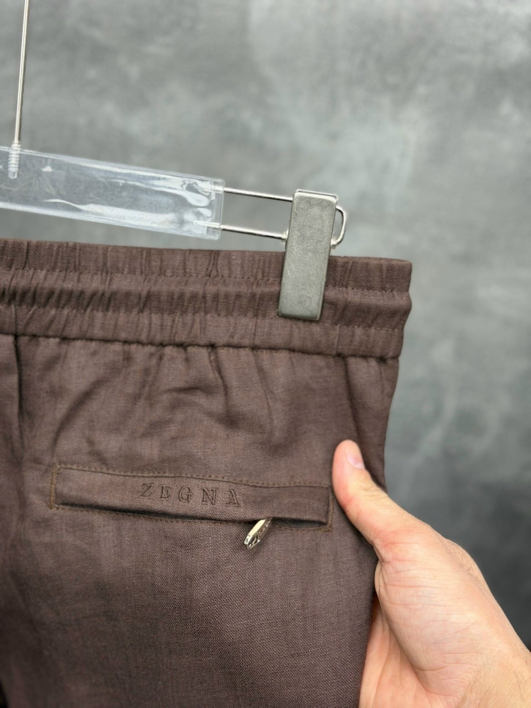 льняной костюм brunello cucinelli,костюм brunello cucinelli,мужская мода,костюм коричневый,костюм