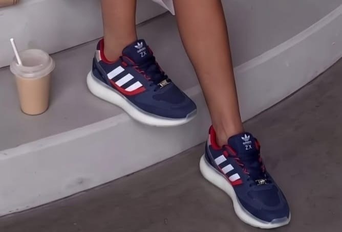 ,adidas женские кроссовки,кроссовки adidas,adidas originals zx 2k boost,кроссовки adidas original