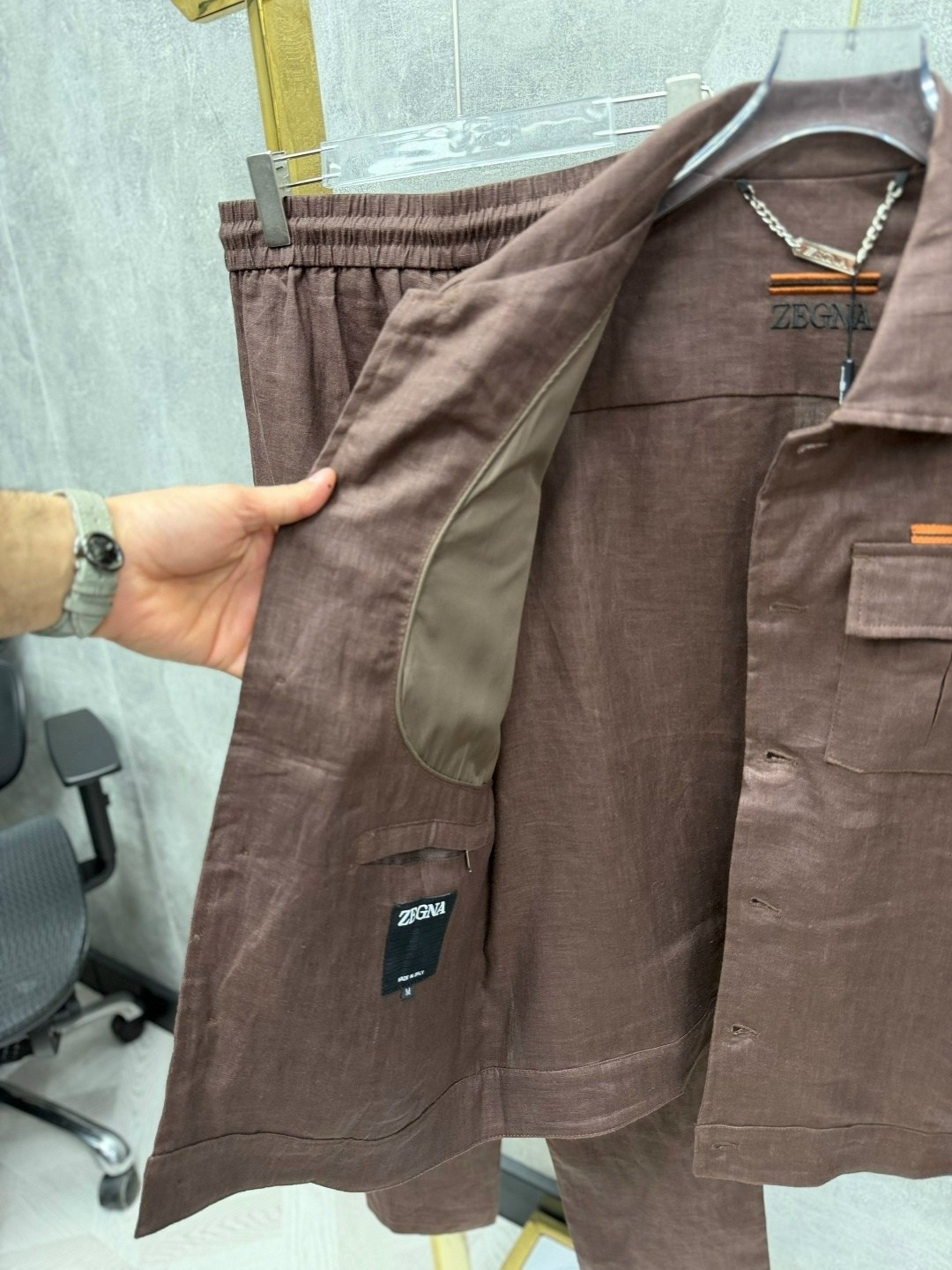 льняной костюм brunello cucinelli,костюм brunello cucinelli,мужская мода,костюм коричневый,костюм