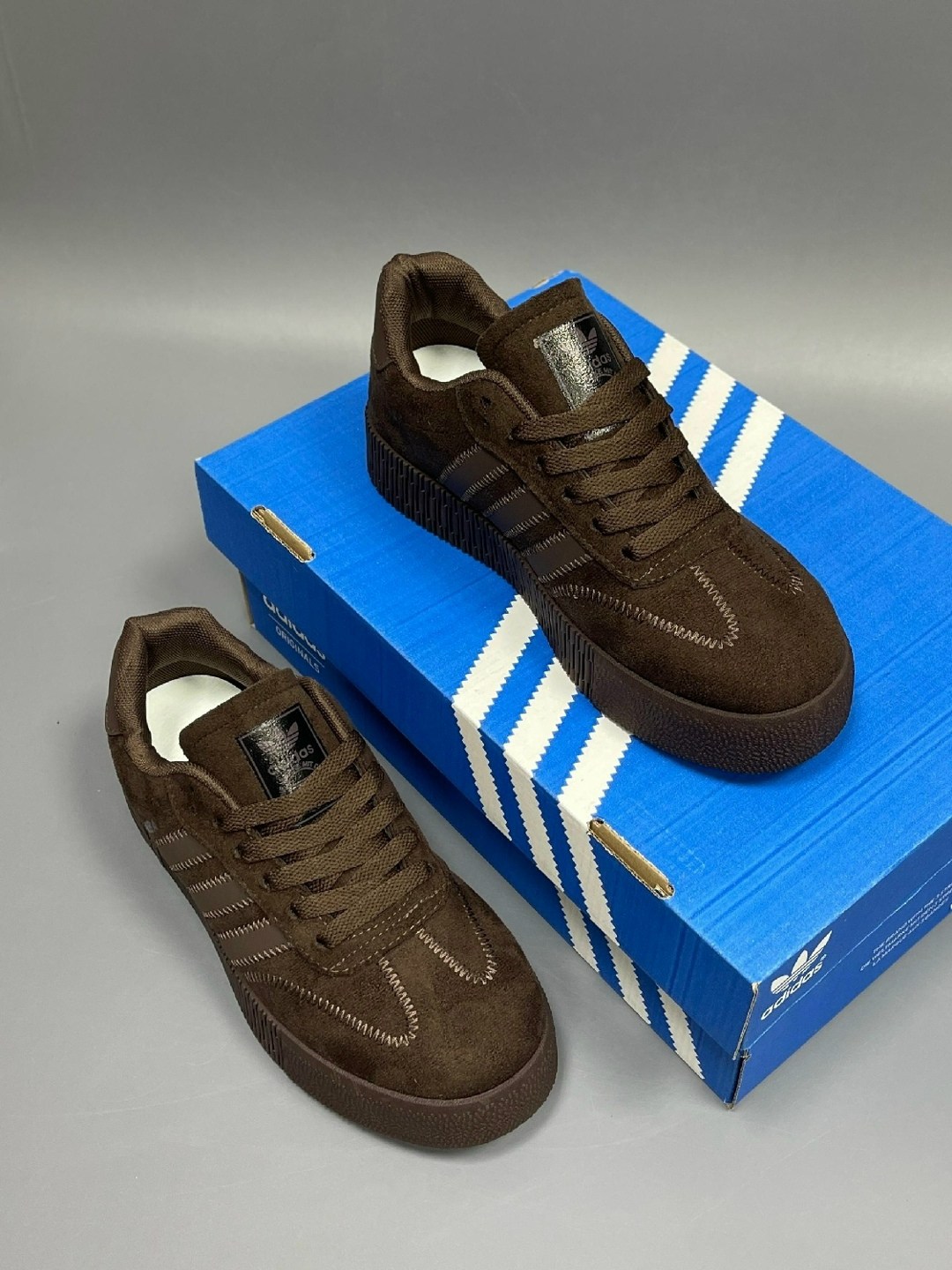 ,кроссовки замша,обуви,кроссовки adidas, кроссовки