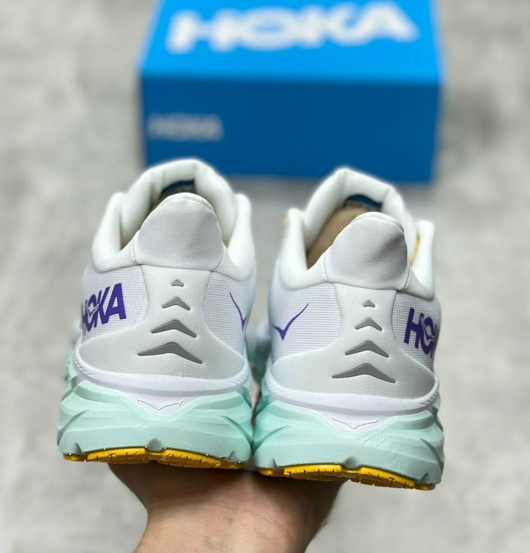 беговые профессиональные кроссовки hoka clifton 8,кроссовки hoka one one,кроссовки женские hoka,кроссовки hoka,кроссовки