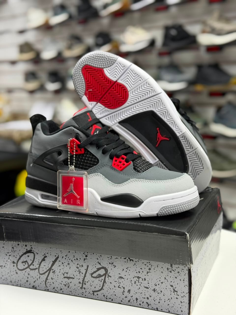 кроссовки nike air jordan 4 retro psg,кроссовки nike air jordan 4 retro,кроссовки мужские nike air jordan 4,кроссовки nike air jordan 4 retro psg paris,кроссовки nike air jordan 4 retro psg paris sain