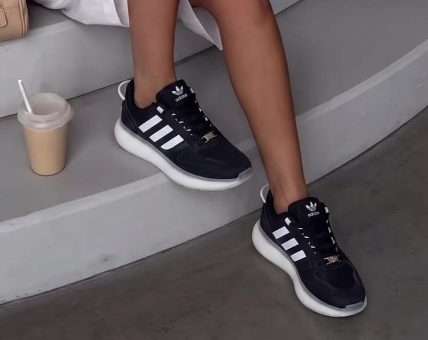 ,adidas женские кроссовки,кроссовки adidas,adidas originals zx 2k boost,кроссовки adidas original