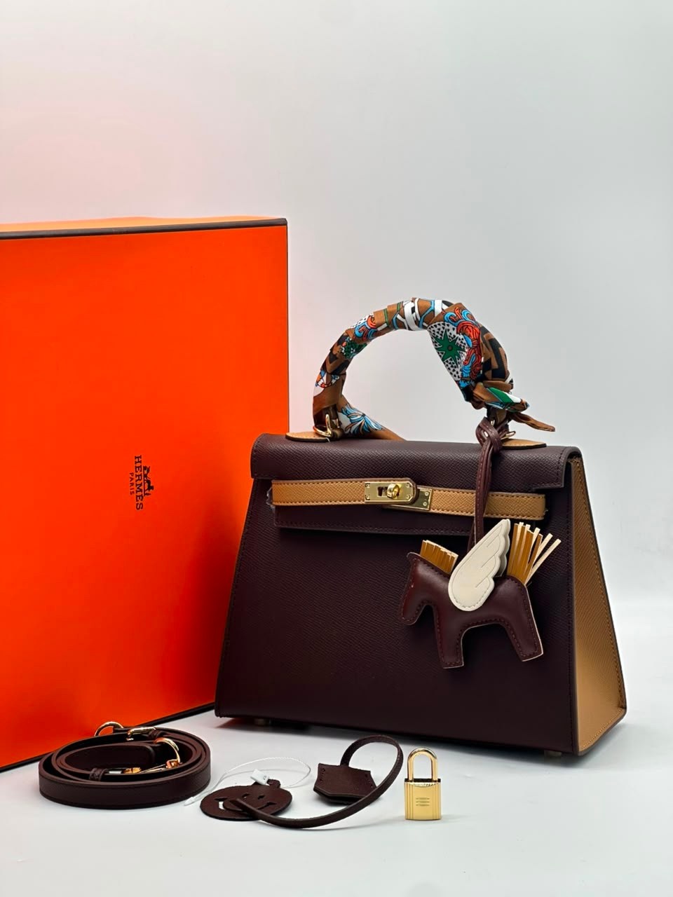 женская сумка hermes,сумка hermes kelly,сумка hermes,сумка гермес,сумка келли от гермес