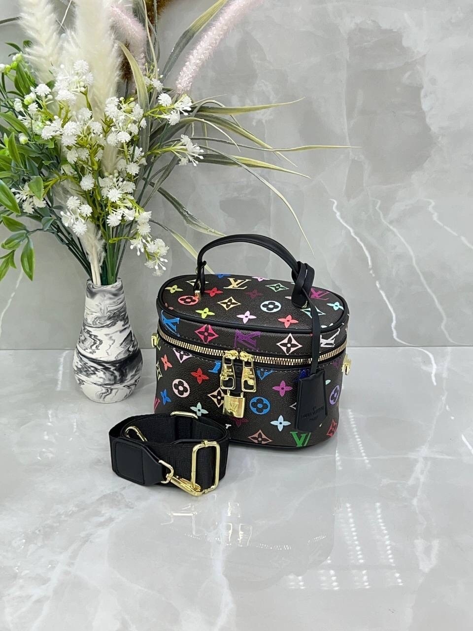 louis vuitton косметичка,louis vuitton косметичка louis vuitton,луи виттон косметичка,louis vuitton сумка,косметичка стильная
