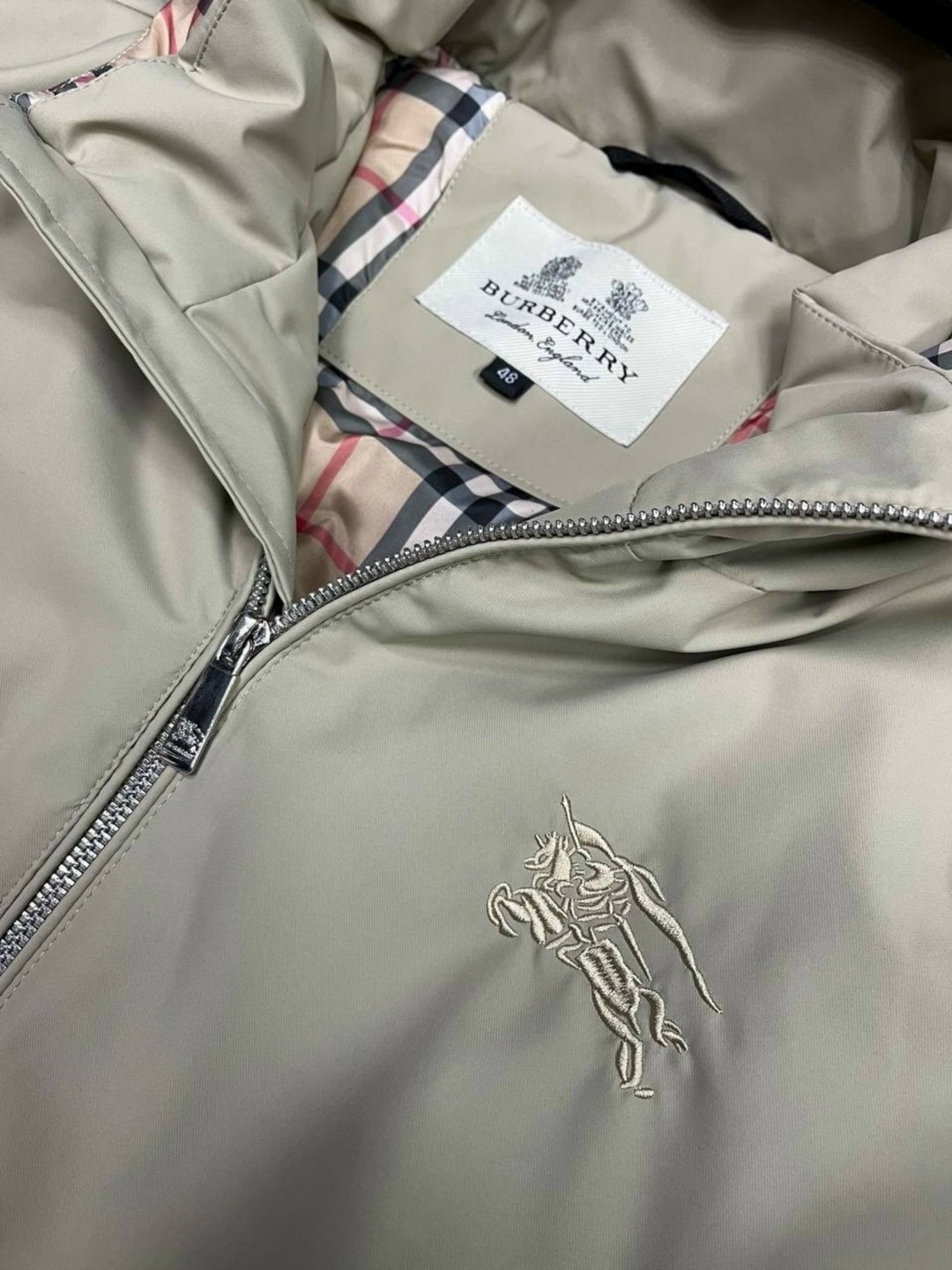ветровка burberry,куртка burberry,куртка burberry мужская,ветровка burberry двухсторонняя,куртка burberry мужская зимняя