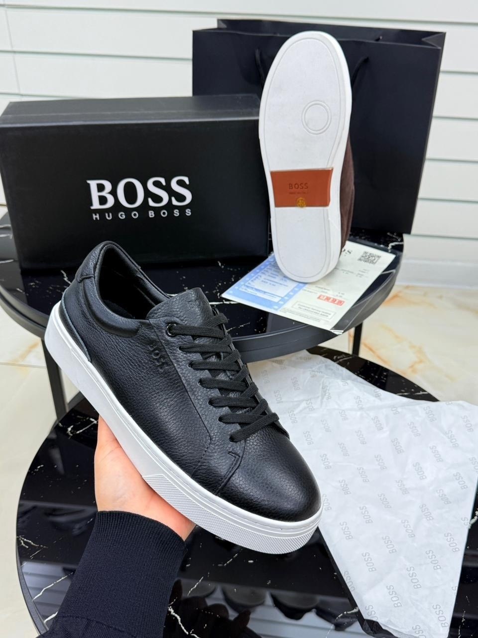 мужские кроссовки boss,кроссовки boss,кроссовки hugo boss мужская кожаная повседневная спортивная ,кроссовки boss boss,кеды boss