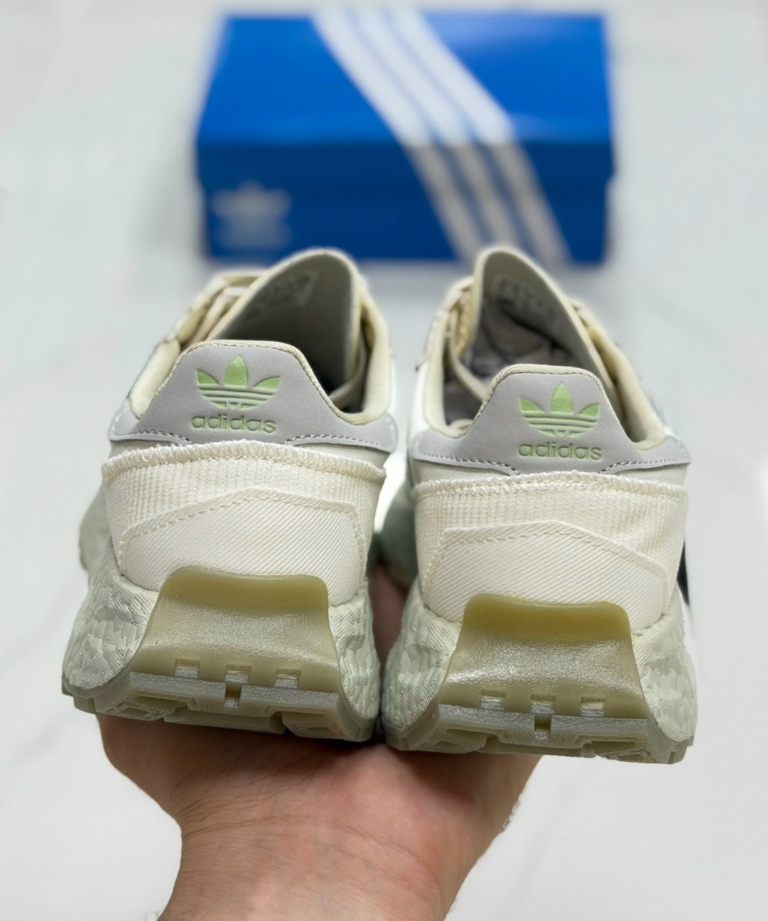 кроссовки adidas retropy,кроссовки adidas,женские кроссовки adidas retropy es,адидас кроссовки,женские кроссовки adidas