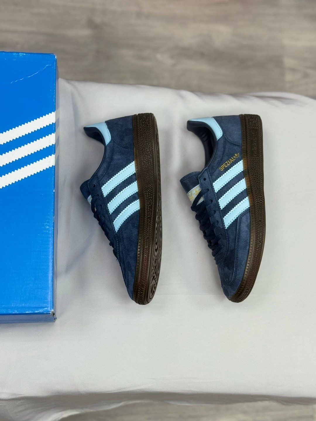кроссовки adidas spezial,adidas originals handball spezial,adidas handball spezial,adidas spezial,adidas темно-синие замшевые кроссовки spezial для женщин