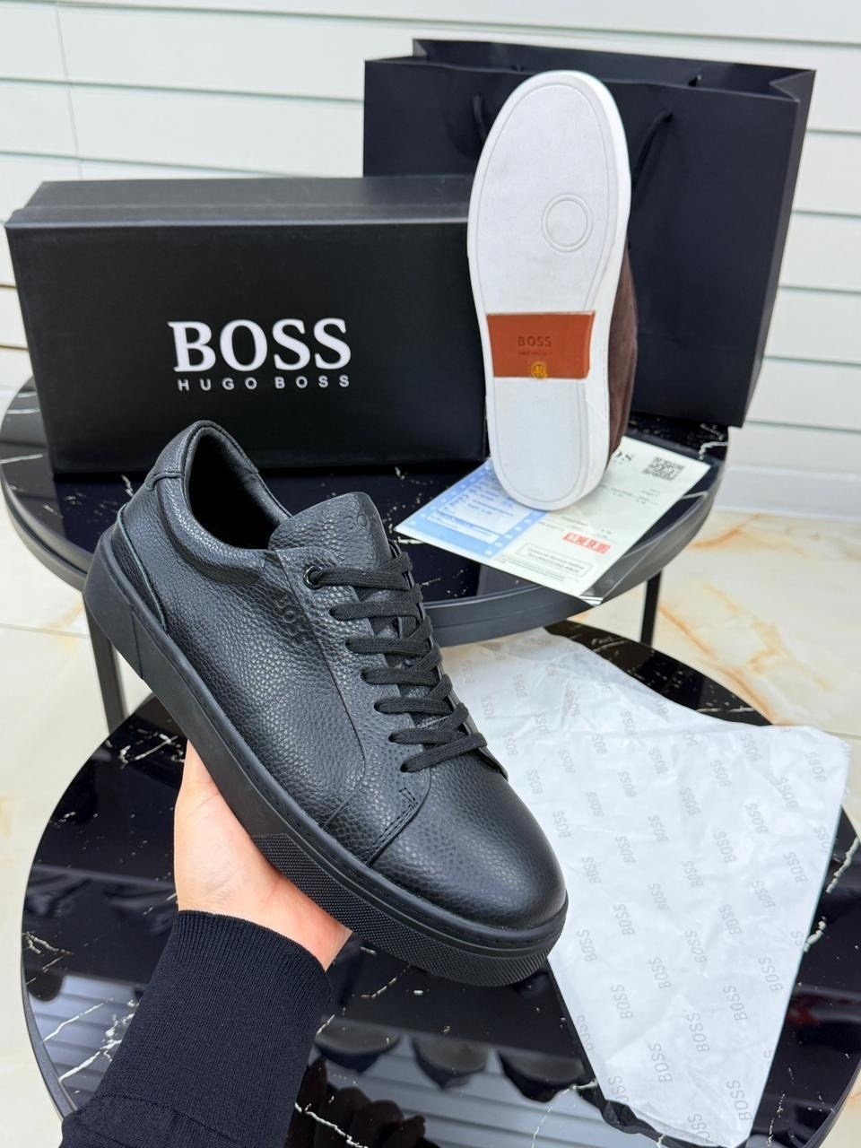 мужские кроссовки boss,кроссовки boss,кроссовки hugo boss мужская кожаная повседневная спортивная ,кроссовки boss boss,кеды boss
