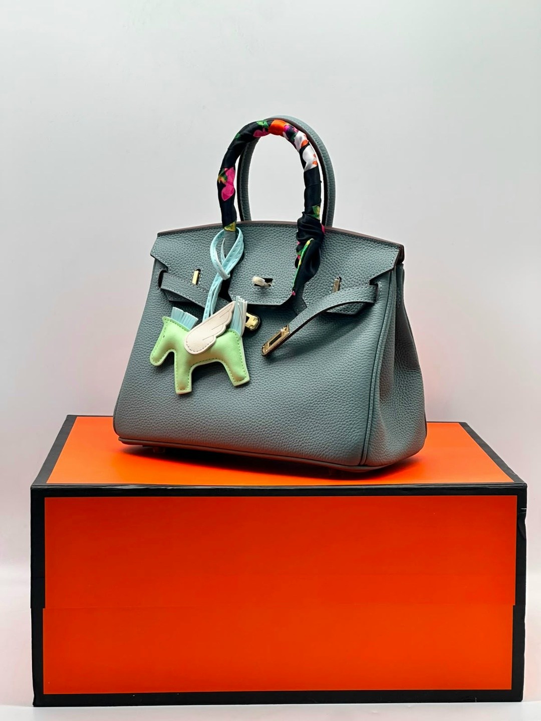 сумка hermes,hermes женская сумка,сумка hermes birkin гермес биркин оранжевый,сумка hermes birkin,сумка hermes birkin с лошадкой