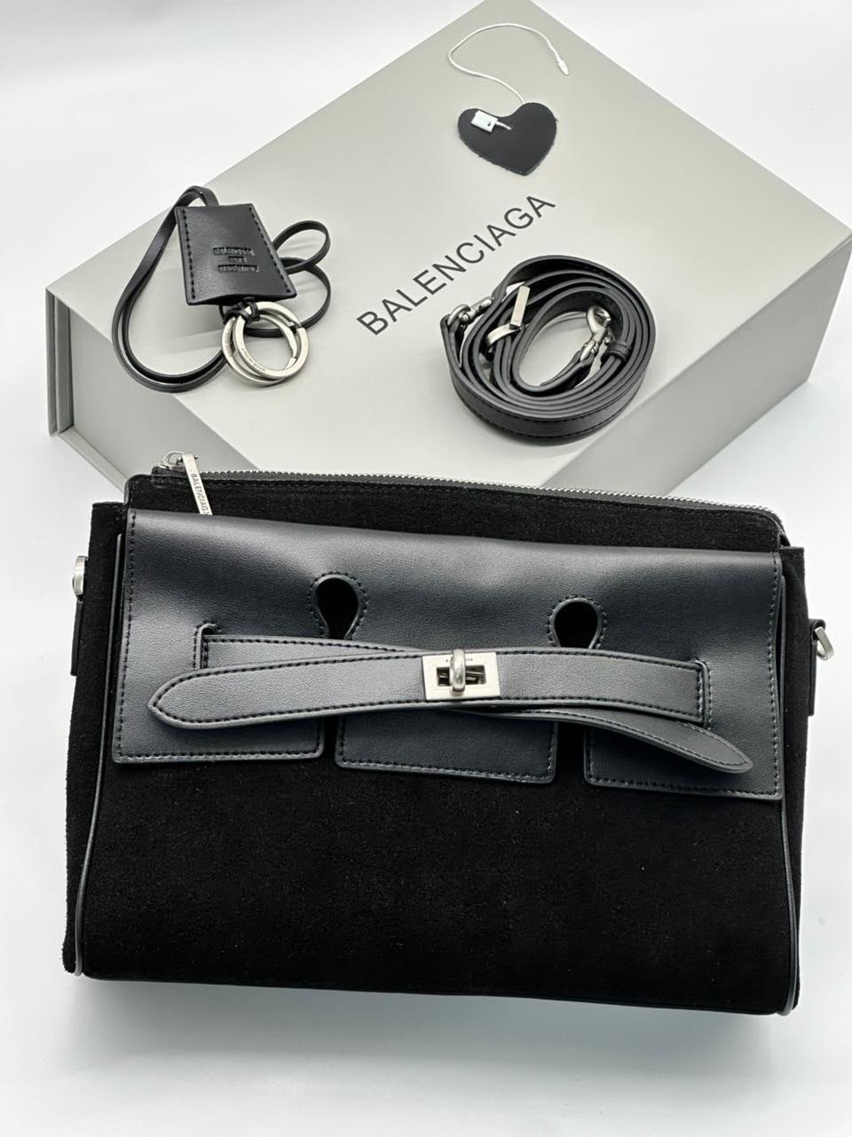 balenciaga сумка,balenciaga сумка женская,женская замшевая сумка balenciaga черная 35х23,сумка замшевая balenciaga ibragim style цвет черный,сумка на плечо balenciaga