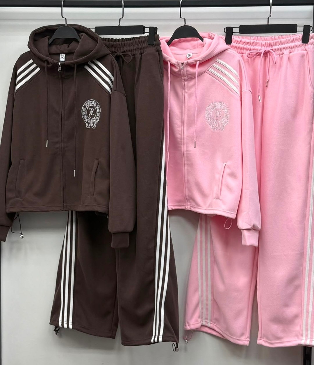 адидас спортивный костюм,adidas originals костюм спортивный,adidas детский спортивный костюм s21664,костюм спортивный женский adidas,велюровый костюм адидас женский