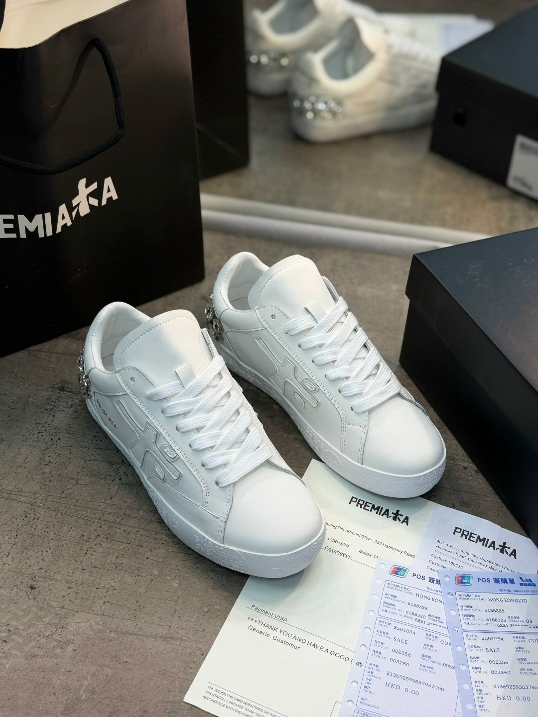 ,кроссовки valentino,луи виттон кеды женские белые,кроссовки и женские,кроссовки женские louis vuitton