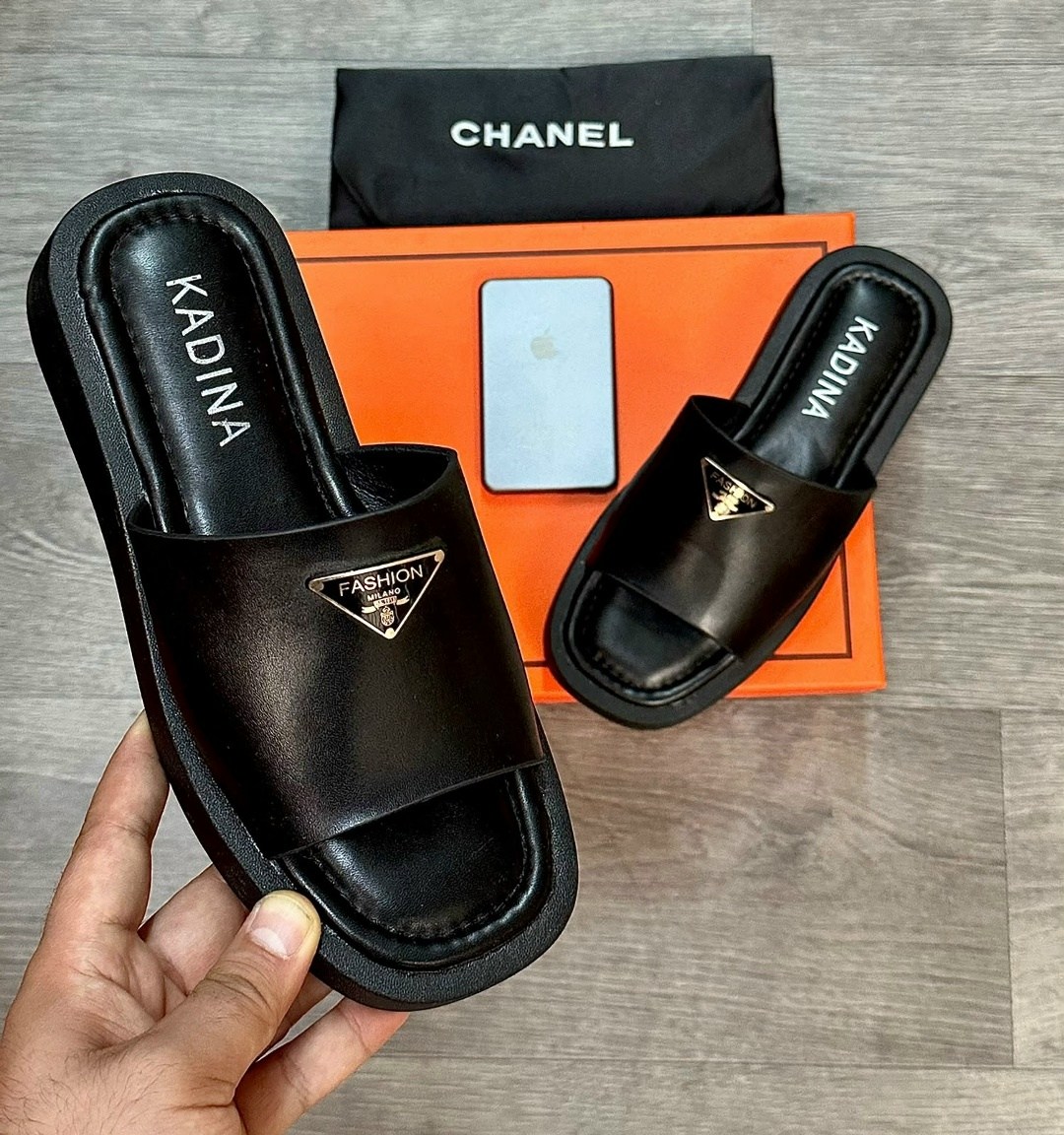 шлепанцы chanel,шлепанцы шанель,шлепанцы шанель черные,кожаные шлепанцы,