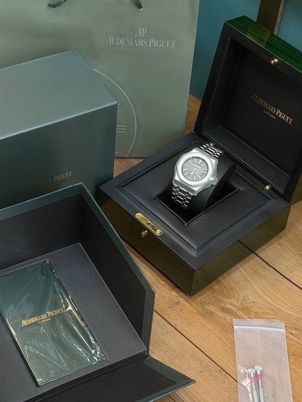 audemars piguet royal oak selfwinding,audemars piguet royal oak,audemars piguet royal,audemars piguet royal oak audemars piguet royal,audemars piguet royal oak blue