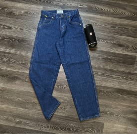 Джинсы