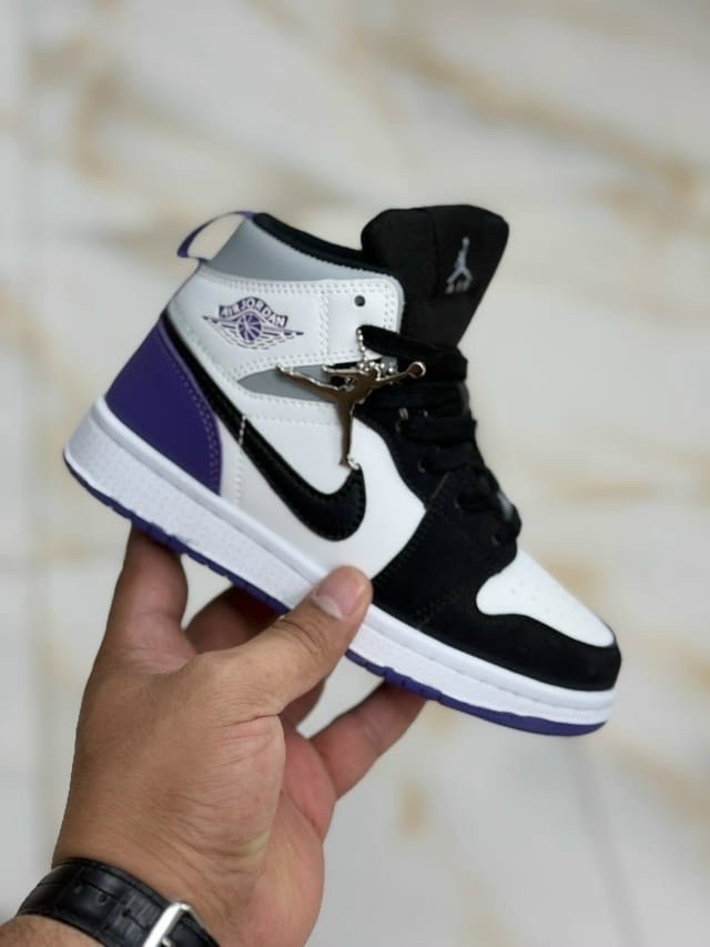 женские кроссовки nike air jordan 1,nike air jordan 1 mid milan,кроссовки детские nike jordan,nike air jordan 1 mid,кроссовки nike air jordan 1 retro high