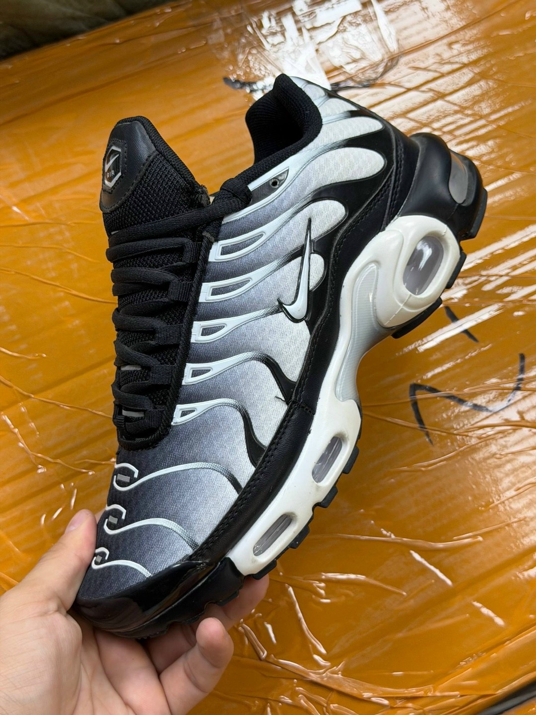 nike vapormax,nike air vapormax,nike vapormax plus,nike air vapormax plus,кроссовки nike air vapormax plus