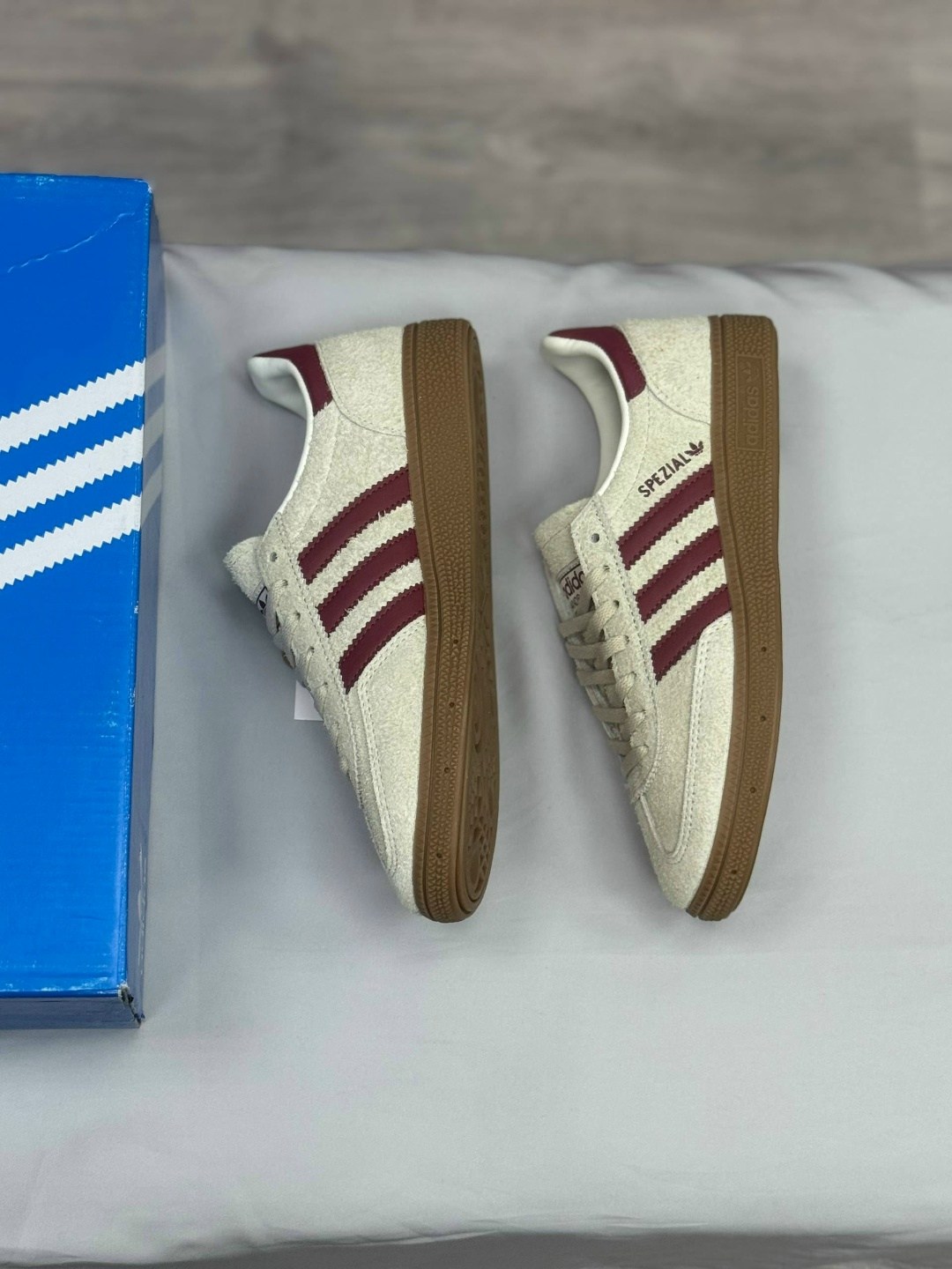 adidas handball spezial,adidas originals handball spezial,кроссовки adidas spezial,кроссовки adidas,