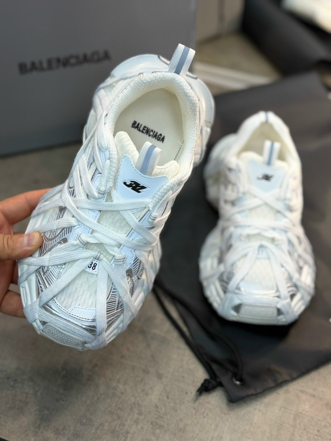 кроссовки женские balenciaga,кроссовки balenciaga,кроссовки спортивные balenciaga,кроссовки balenciaga 3 xl, balenciaga