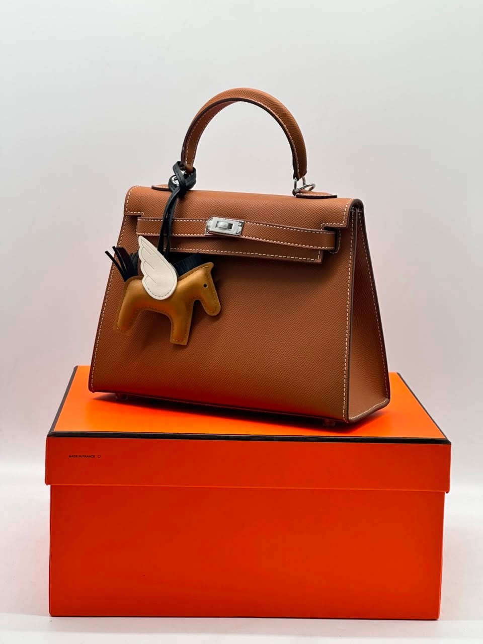 женская сумка hermes,сумка hermes kelly,сумка hermes,сумка гермес,сумка келли от гермес