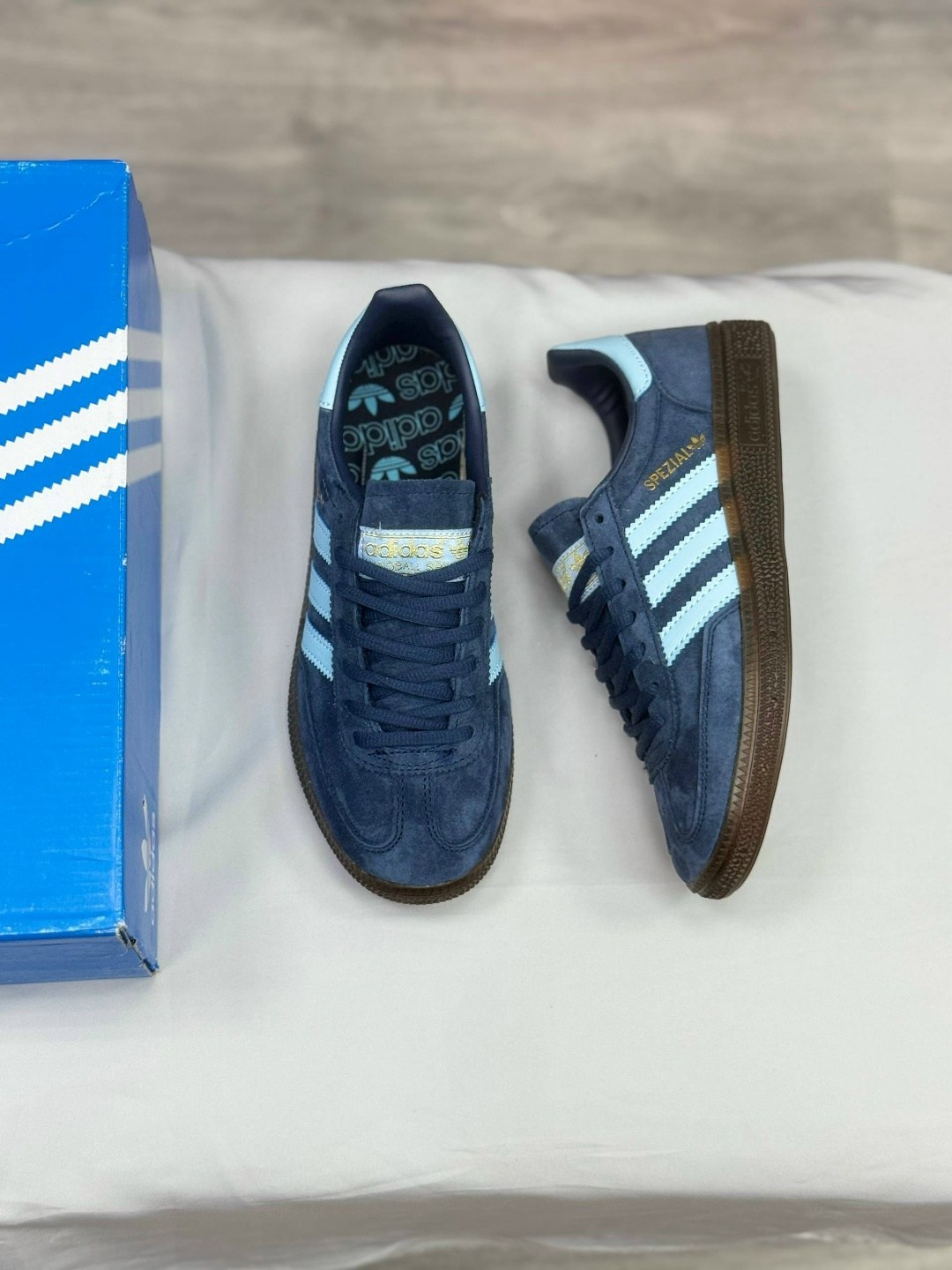 кроссовки adidas spezial,adidas originals handball spezial,adidas handball spezial,adidas spezial,adidas темно-синие замшевые кроссовки spezial для женщин