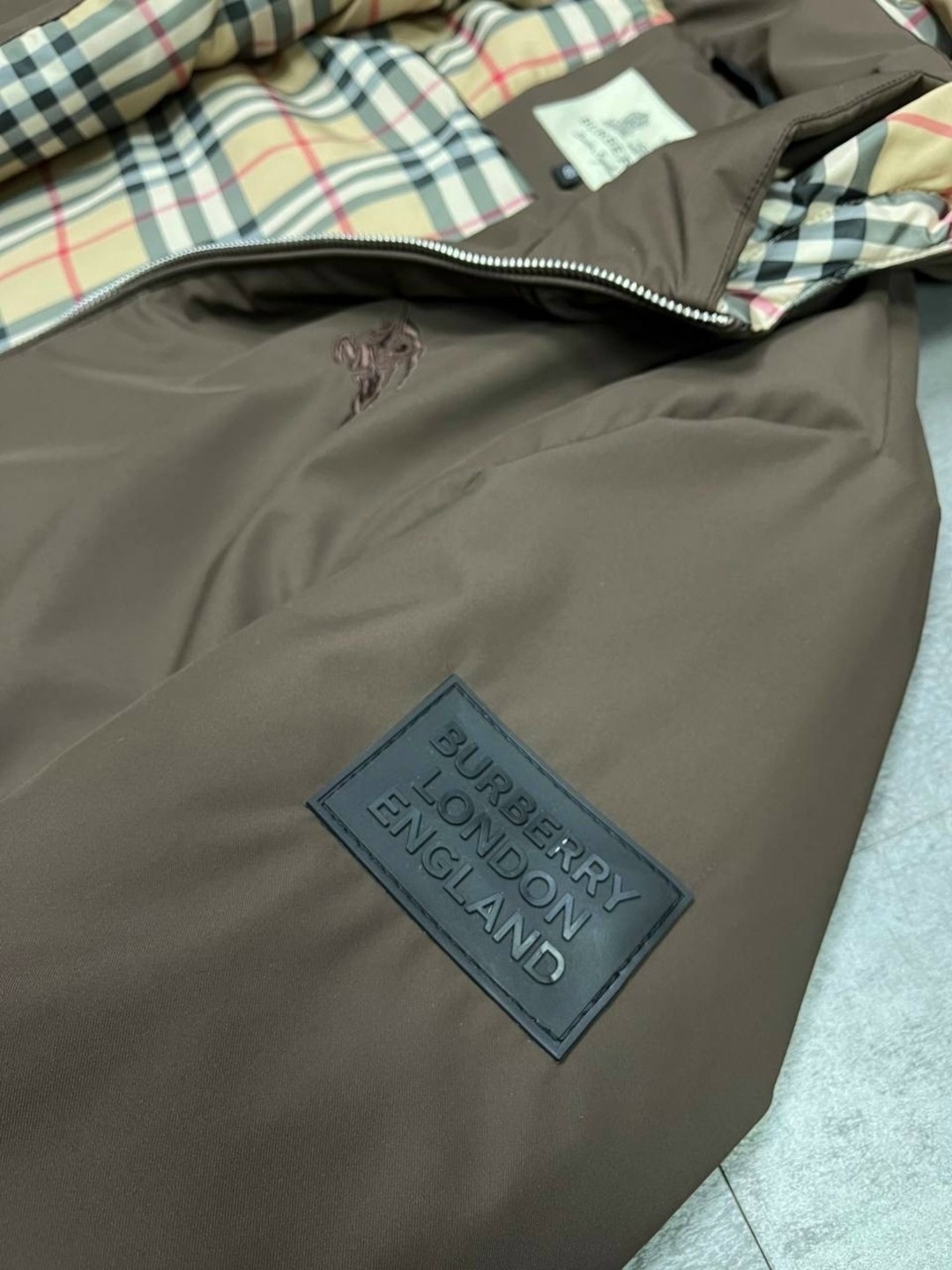 ветровка burberry,куртка burberry,куртка burberry мужская,ветровка burberry двухсторонняя,куртка burberry мужская зимняя