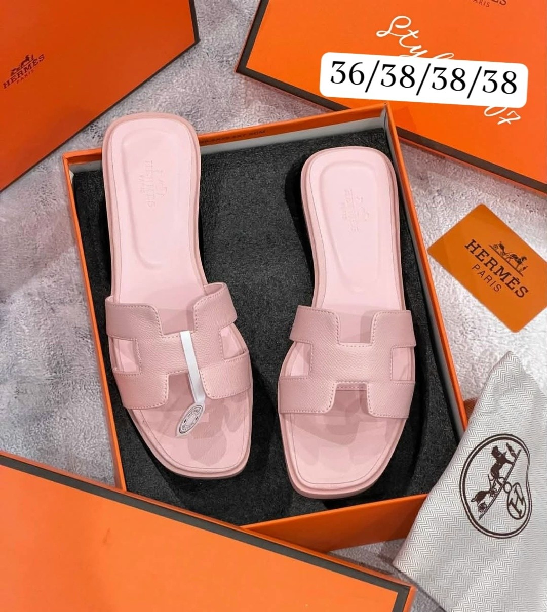 ,hermes ,hermes шлепки женские,шлепки hermes oran,шлепанцы hermes