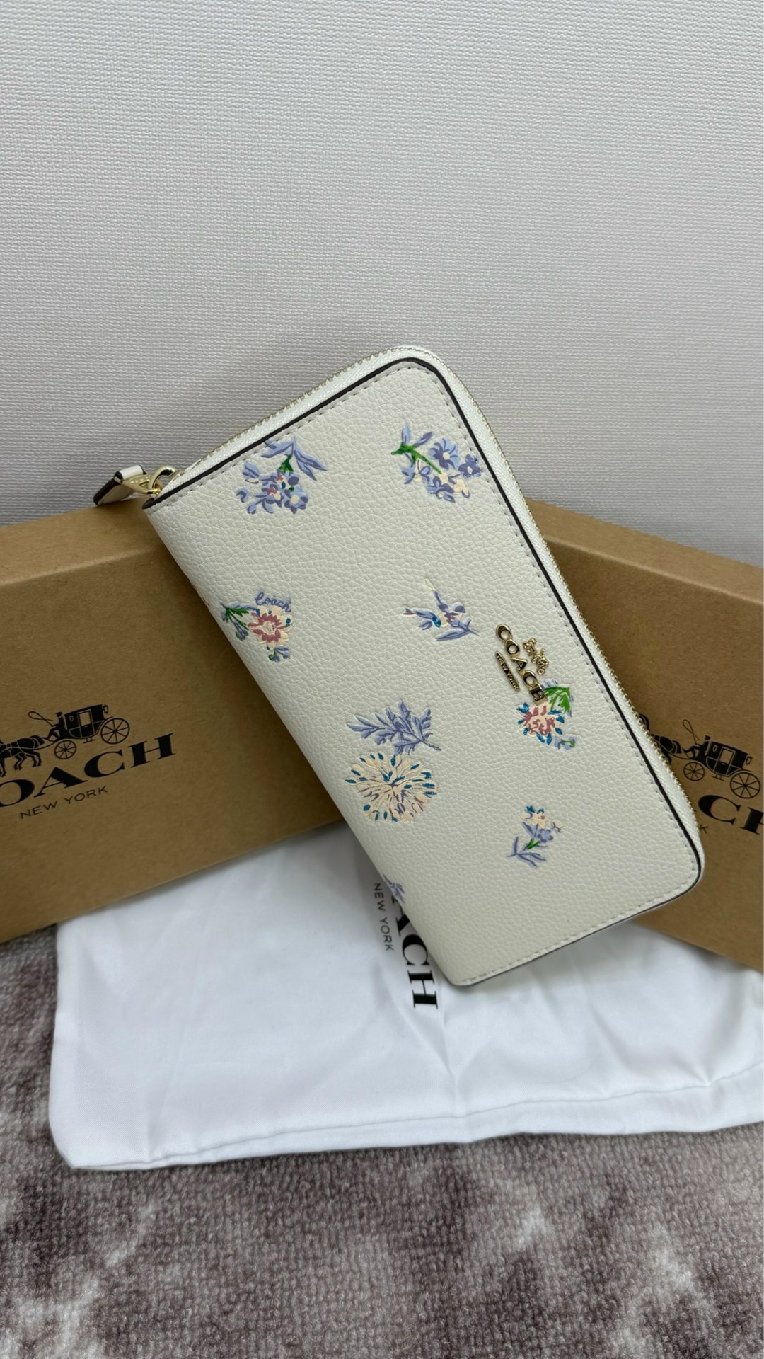 coach кошелек,кошелек coach f87105,женский кошелек coach,coach кошелек бежевый с двумя молниями,кошелек женский