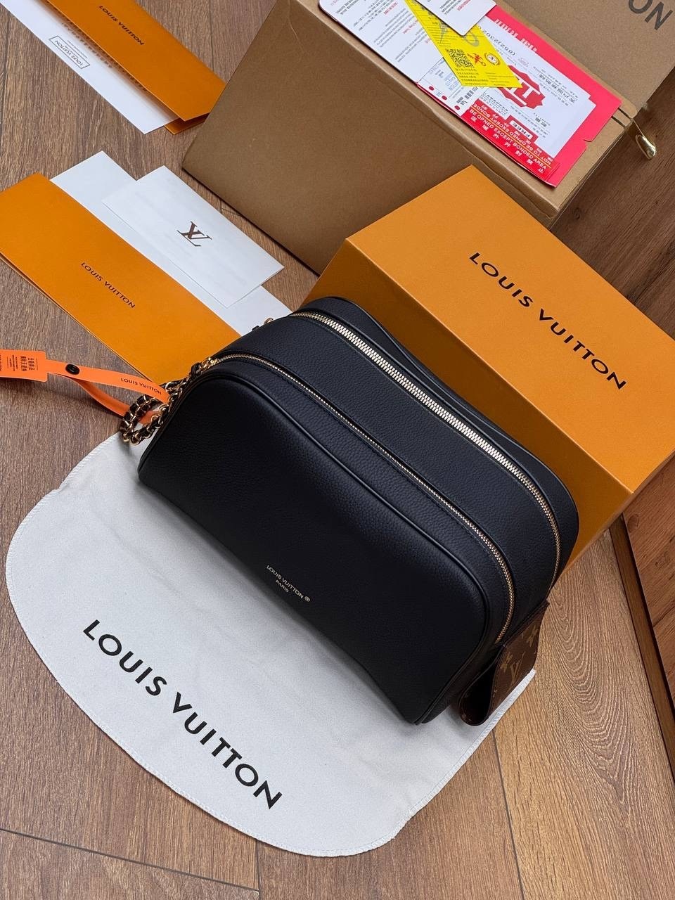 louis vuitton косметичка,луи виттон косметичка оригинал,louis vuitton косметичка louis vuitton,стильная косметичка,косметичка hermes