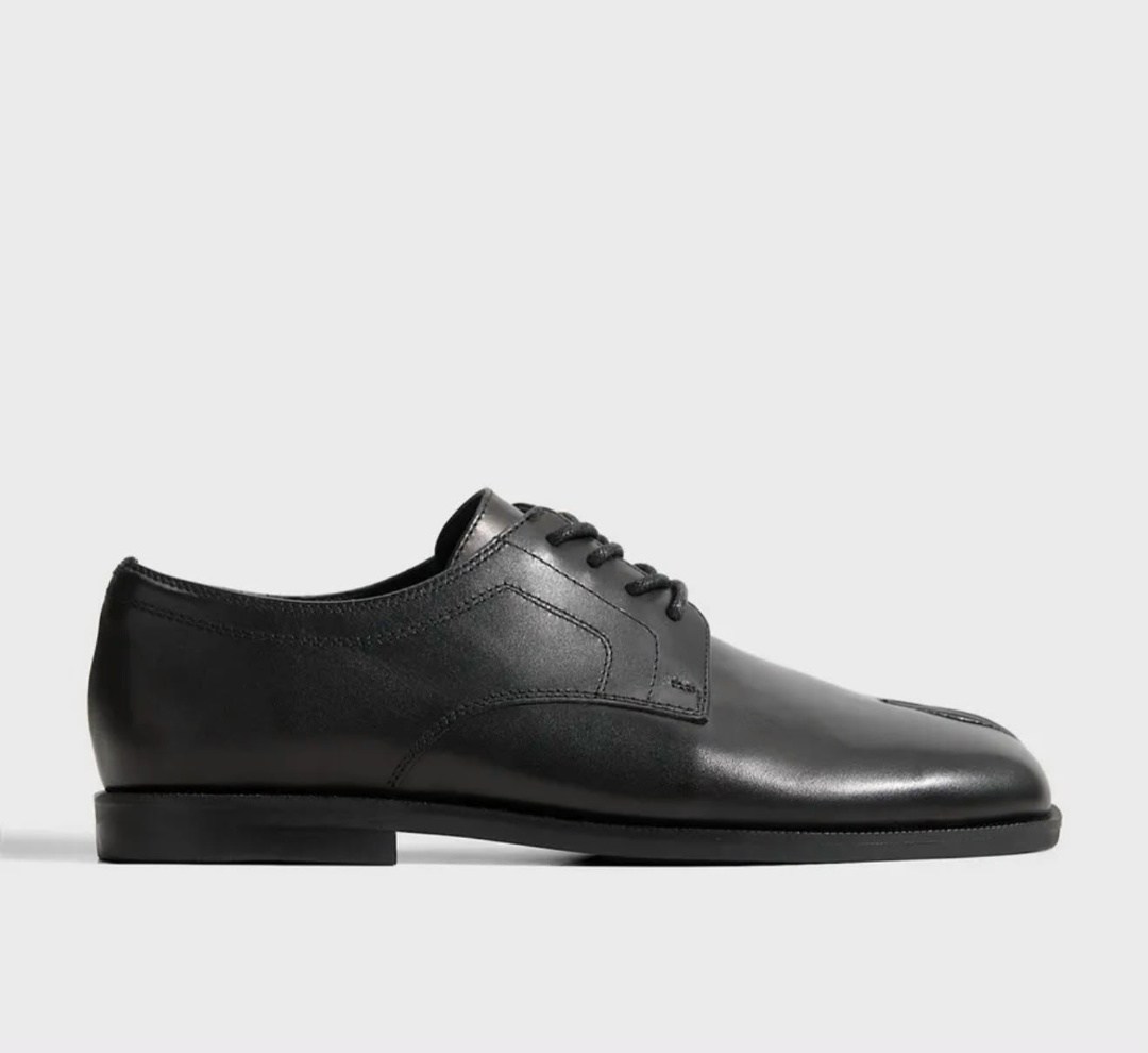,туфли дерби tabi на шнуровке maison margiela черный,туфли maison margiela tabi,chaussure margiela,chaussure martin margiela