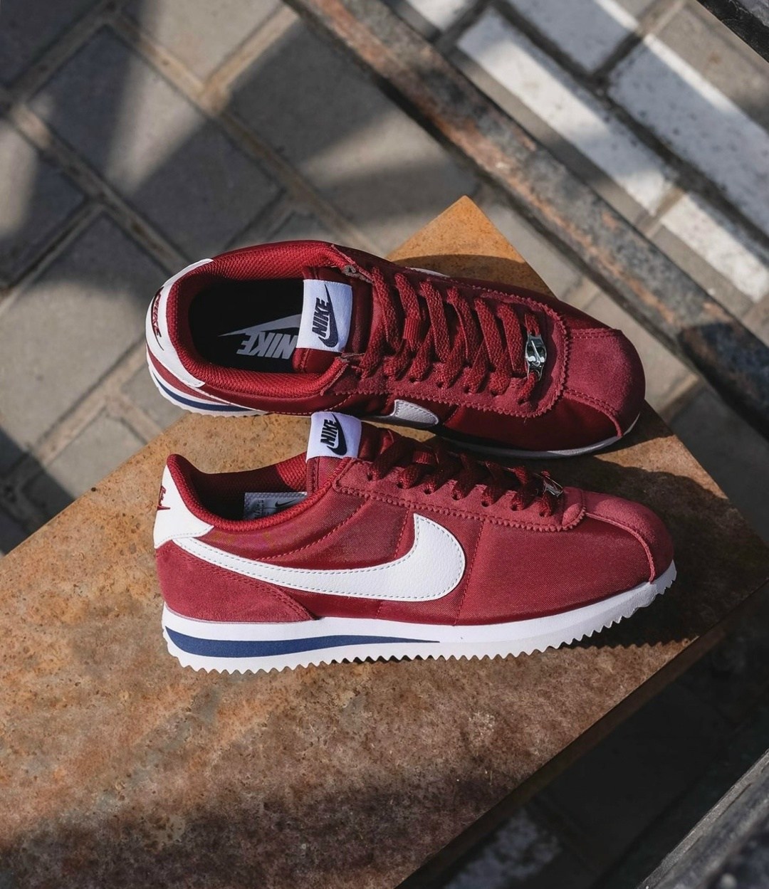 кроссовки nike cortez женские,кроссовки nike cortez бордовые,кроссовки nike cortez,кроссовки nike classic cortez,кроссовки