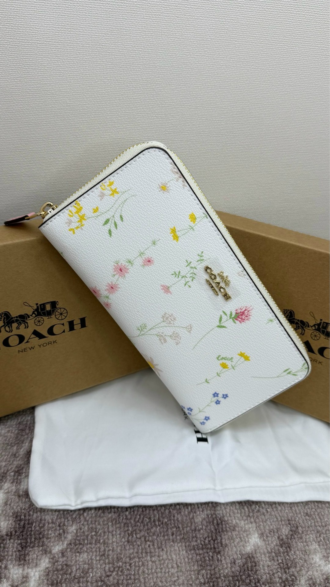 coach кошелек,кошелек coach f87105,женский кошелек coach,coach кошелек бежевый с двумя молниями,кошелек женский