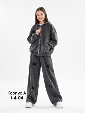 Костюм