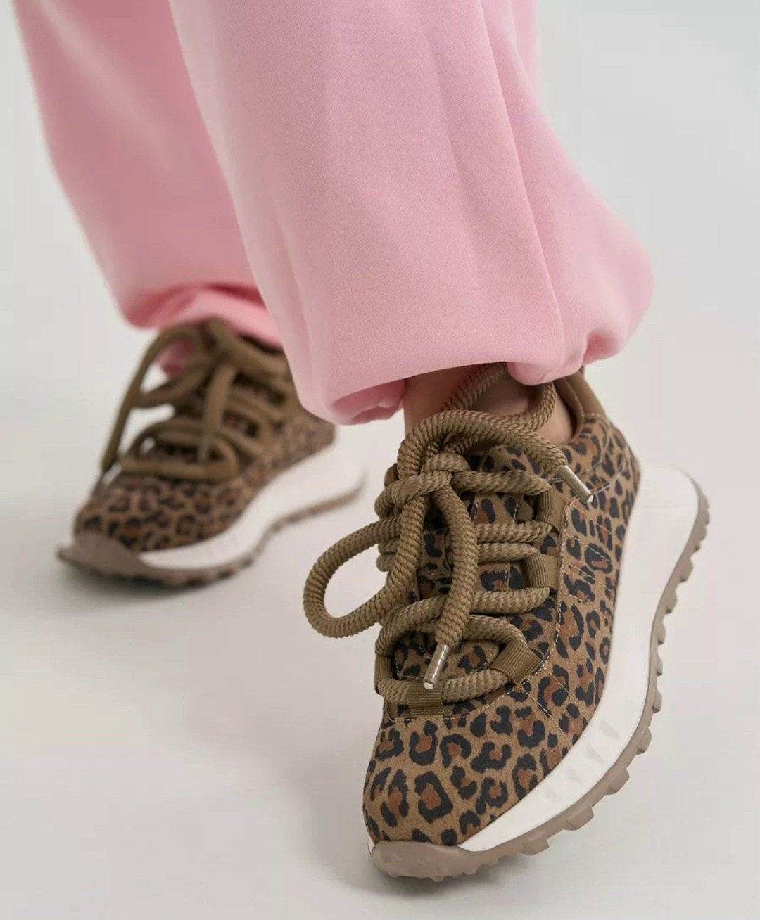 ,леопардовые кроссовки,женские кроссовки,кроссовки леопард,обуви