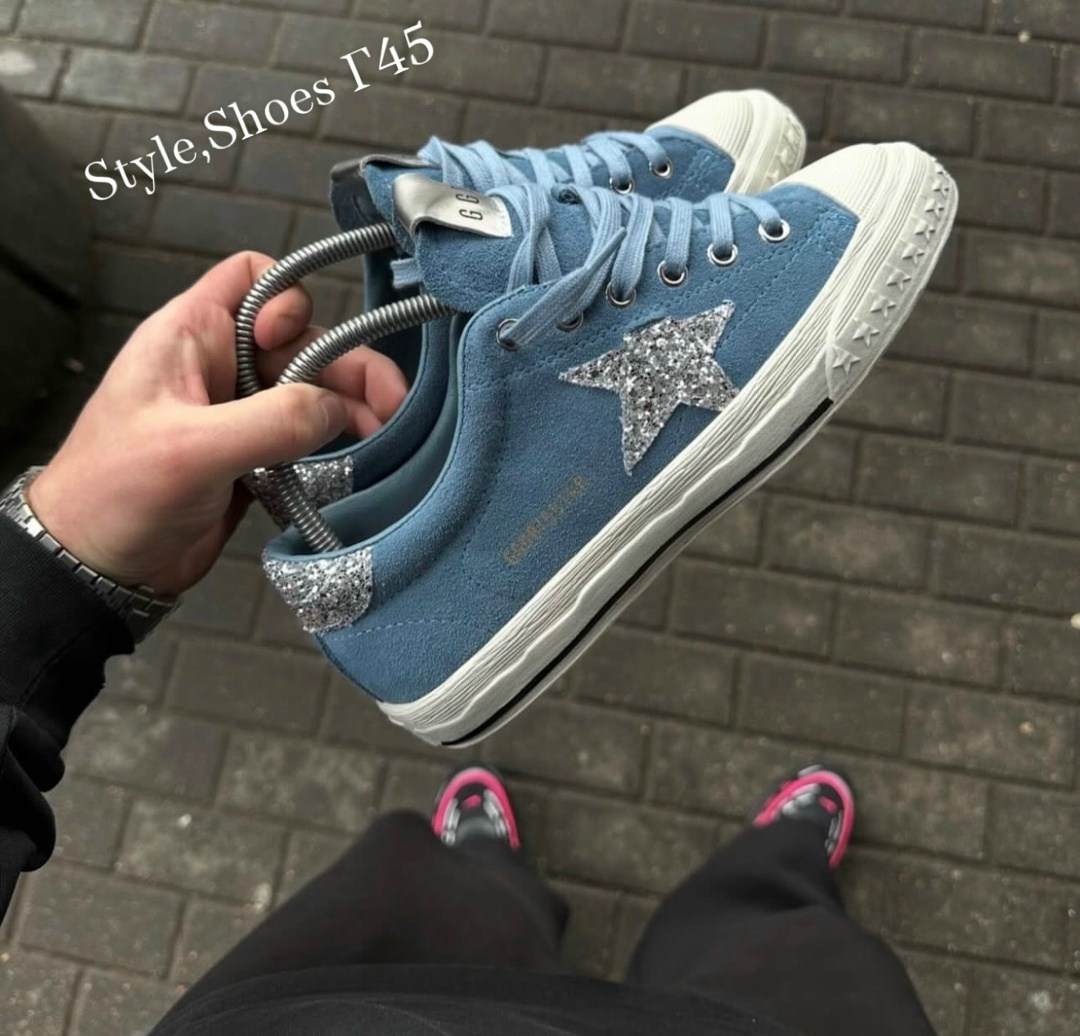 кеды super-star с блестками golden goose черный,,кеды golden goose,коричневые кроссовки ball star golden goose anthracite silver,кеды hi star с блестками golden goose черный