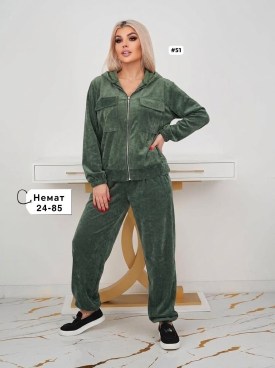 Костюм