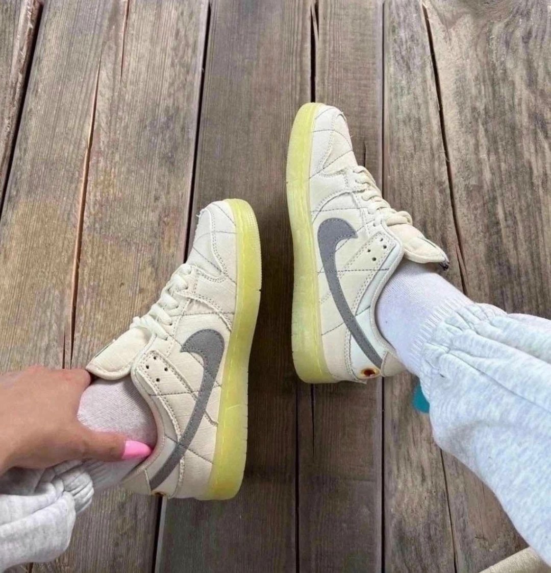 кроссовки со светящейся подошвой nike,кроссовки nike sb dunk low mummy,кроссовки светящиеся,светящиеся кроссовки найк,кроссовки найк со светящейся подошвой