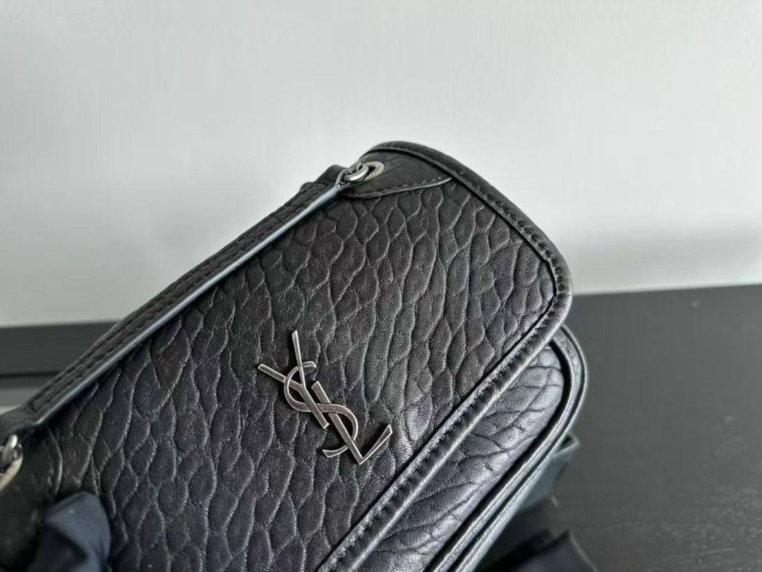сумка saint laurent,yves saint laurent сумка,женская сумка на yves saint laurent,сумка ysl,saint laurent сумка на плечо