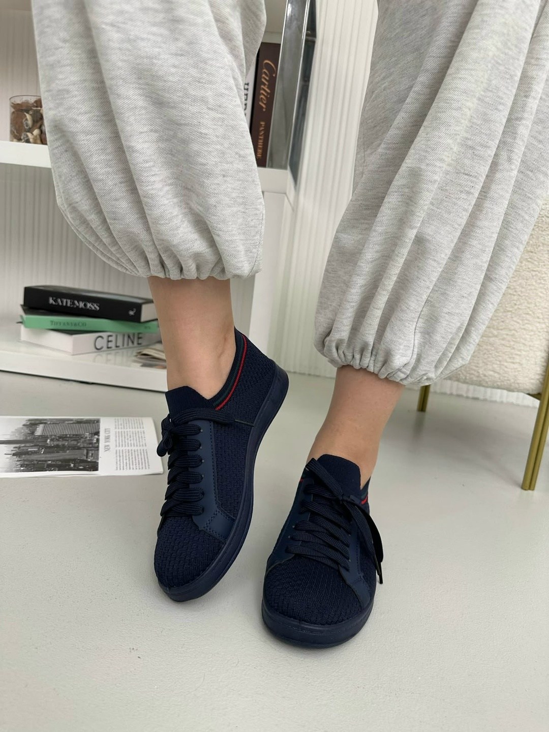 ,кеды женски,кроссовки lacoste,кроссовки женскиe,спортивная