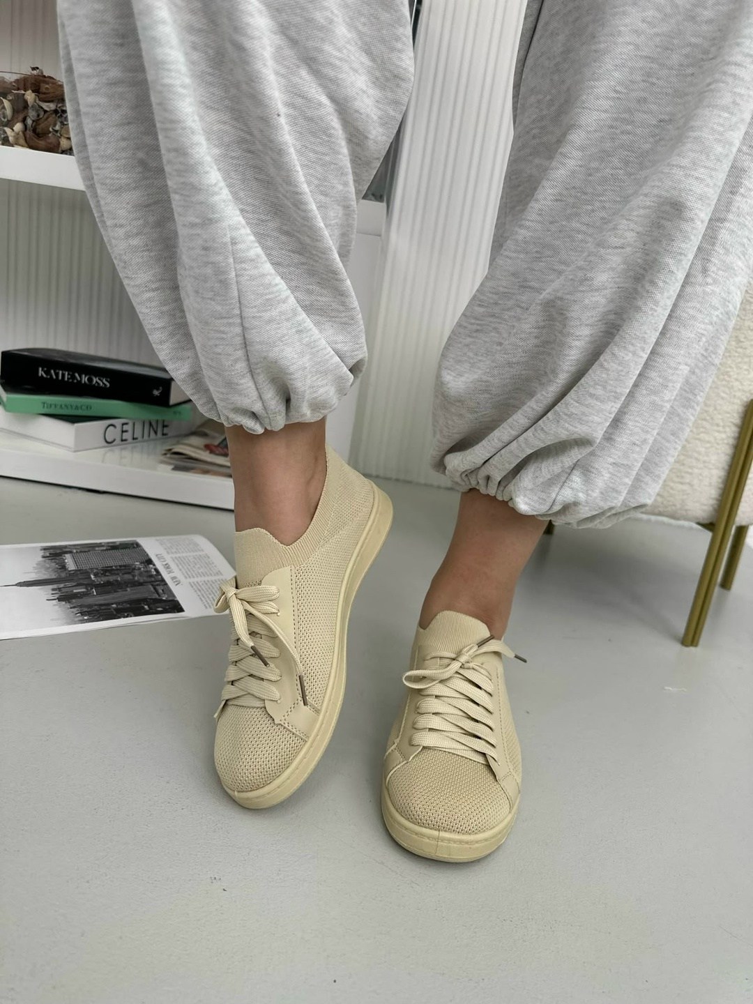 ,кеды женски,кроссовки lacoste,кроссовки женскиe,спортивная