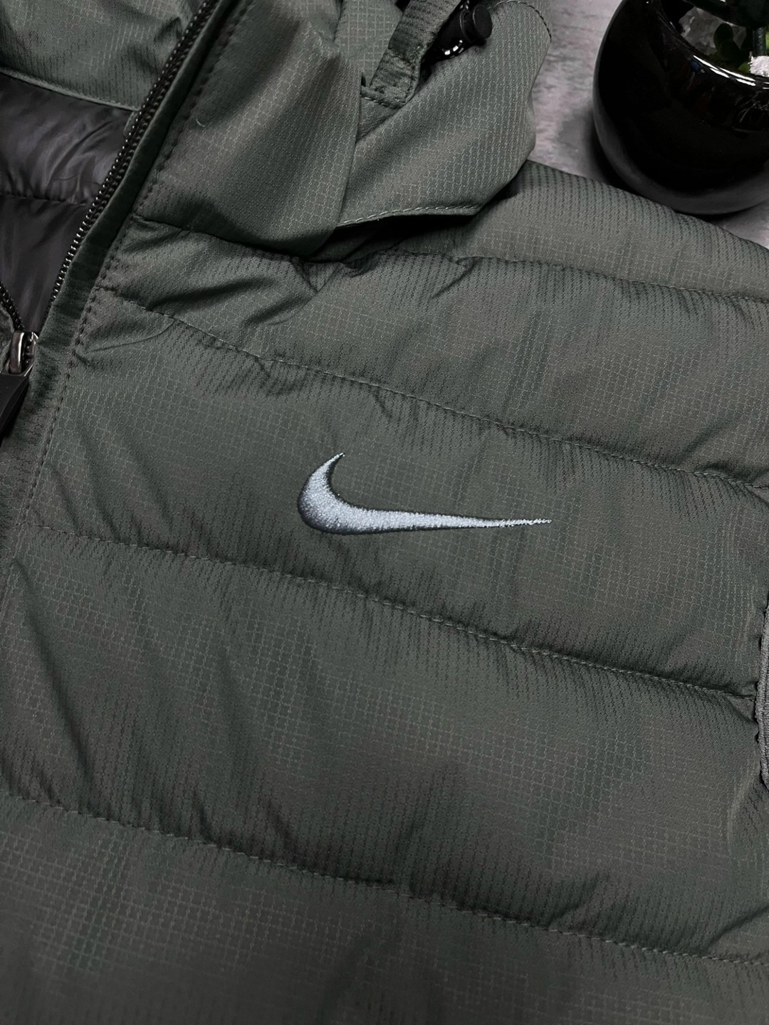 жилетка nike,жилетка мужская,жилет мужской,жилетки,жилеты