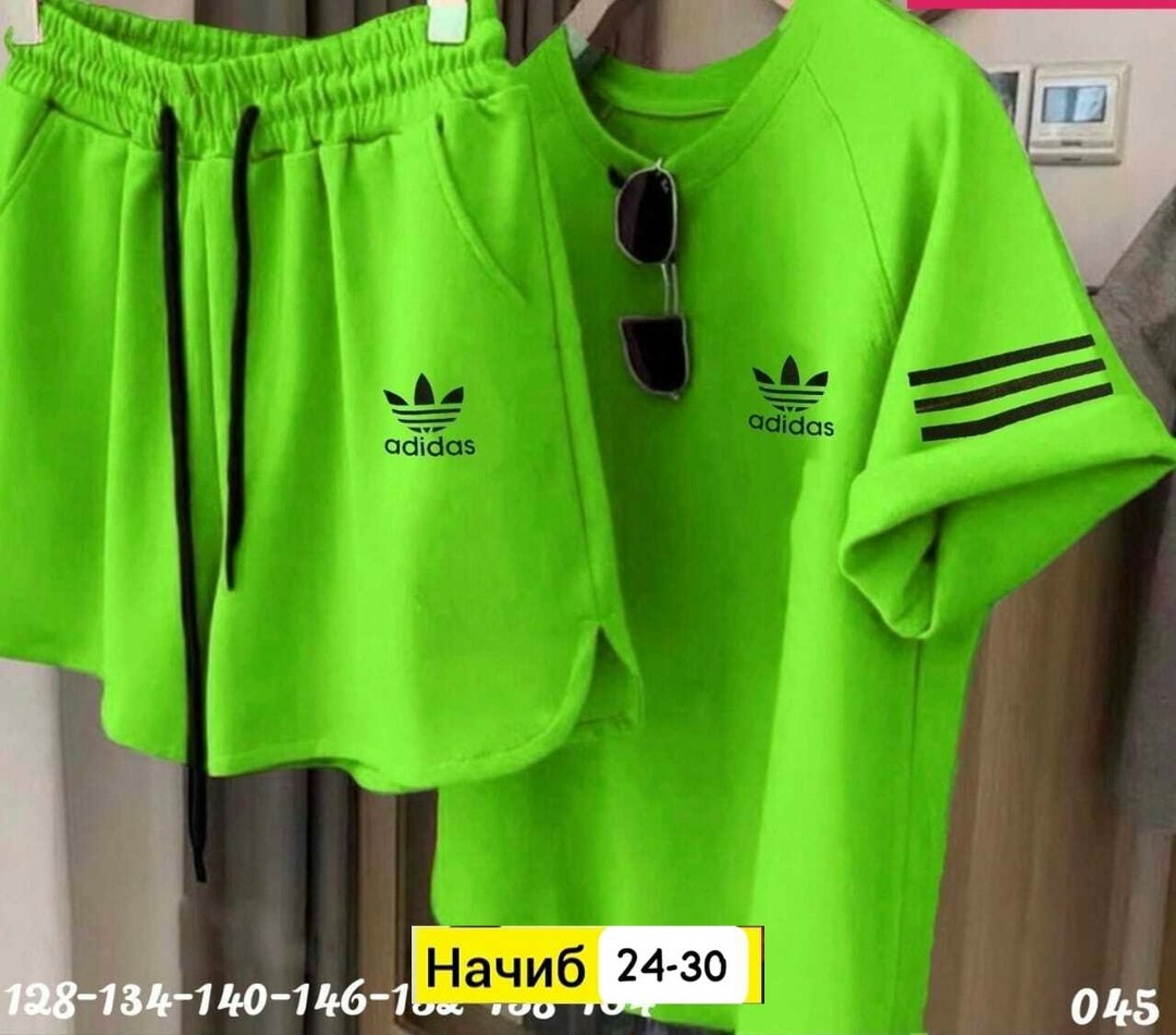 спортивный костюм adidas,летние костюмы,костюм спортивный женский,женские летние спортивные костюмы,женские костюмы
