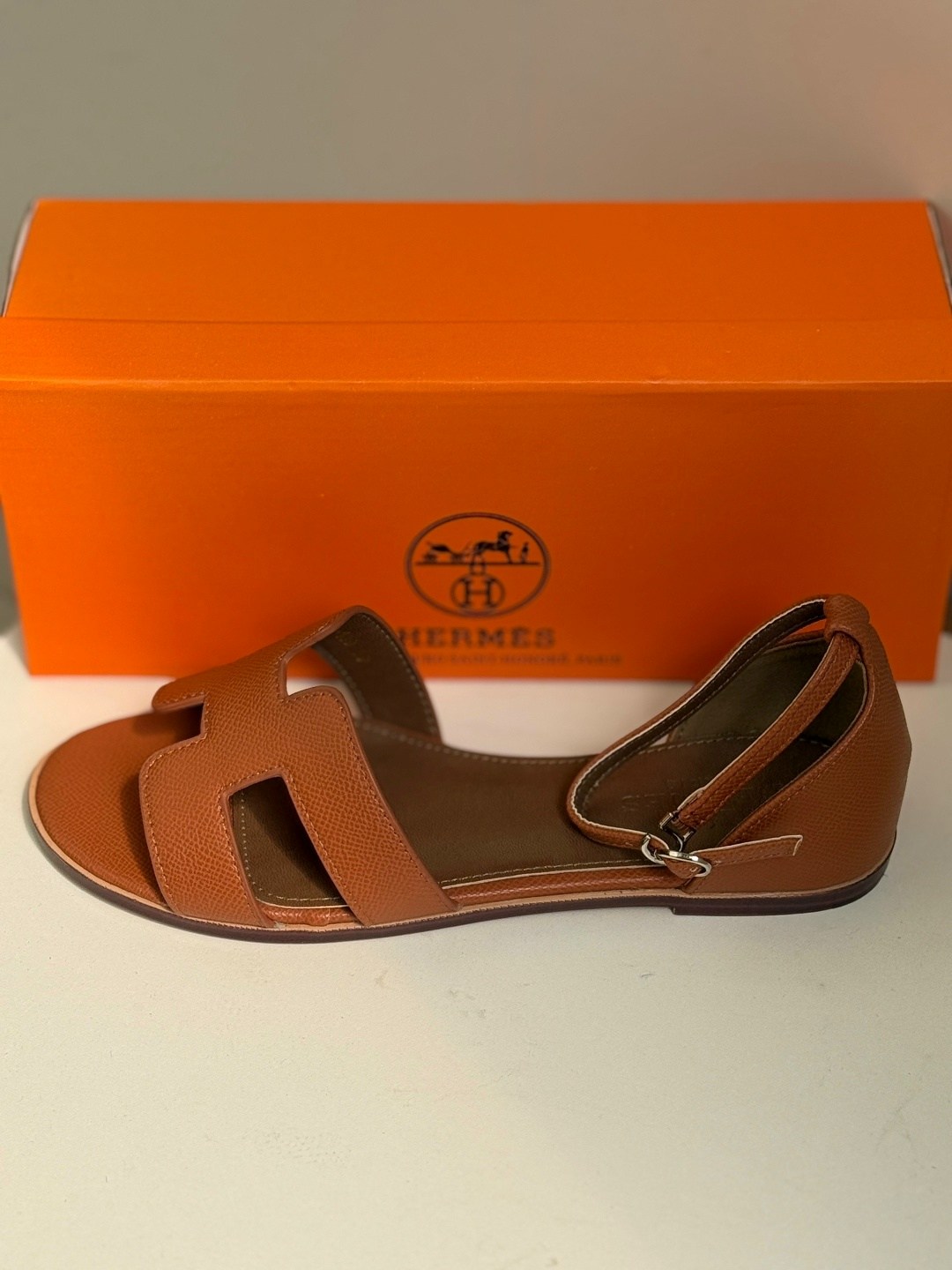 босоножки hermes,босоножки женские hermes,сандалии hermes,босоножки hermes santorini,босоножки эрмес