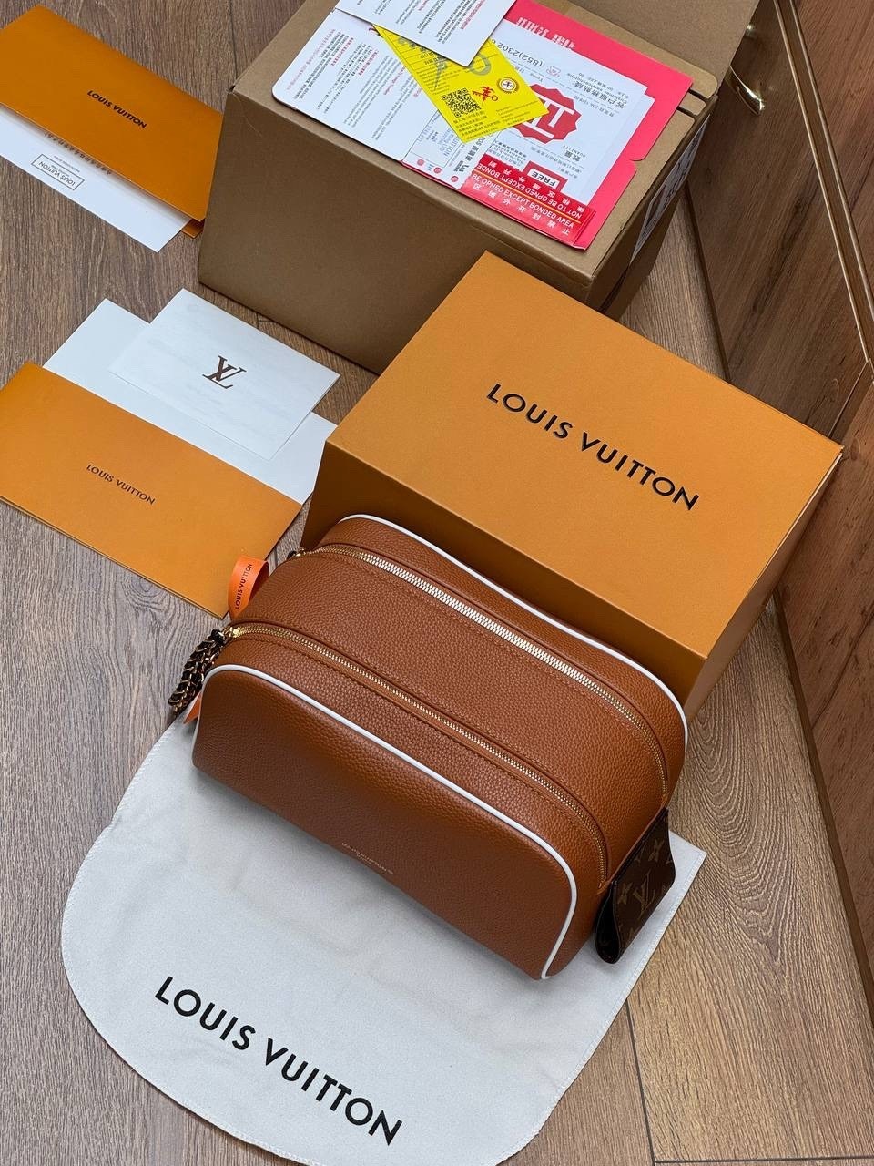 louis vuitton косметичка,луи виттон косметичка оригинал,louis vuitton косметичка louis vuitton,стильная косметичка,косметичка hermes