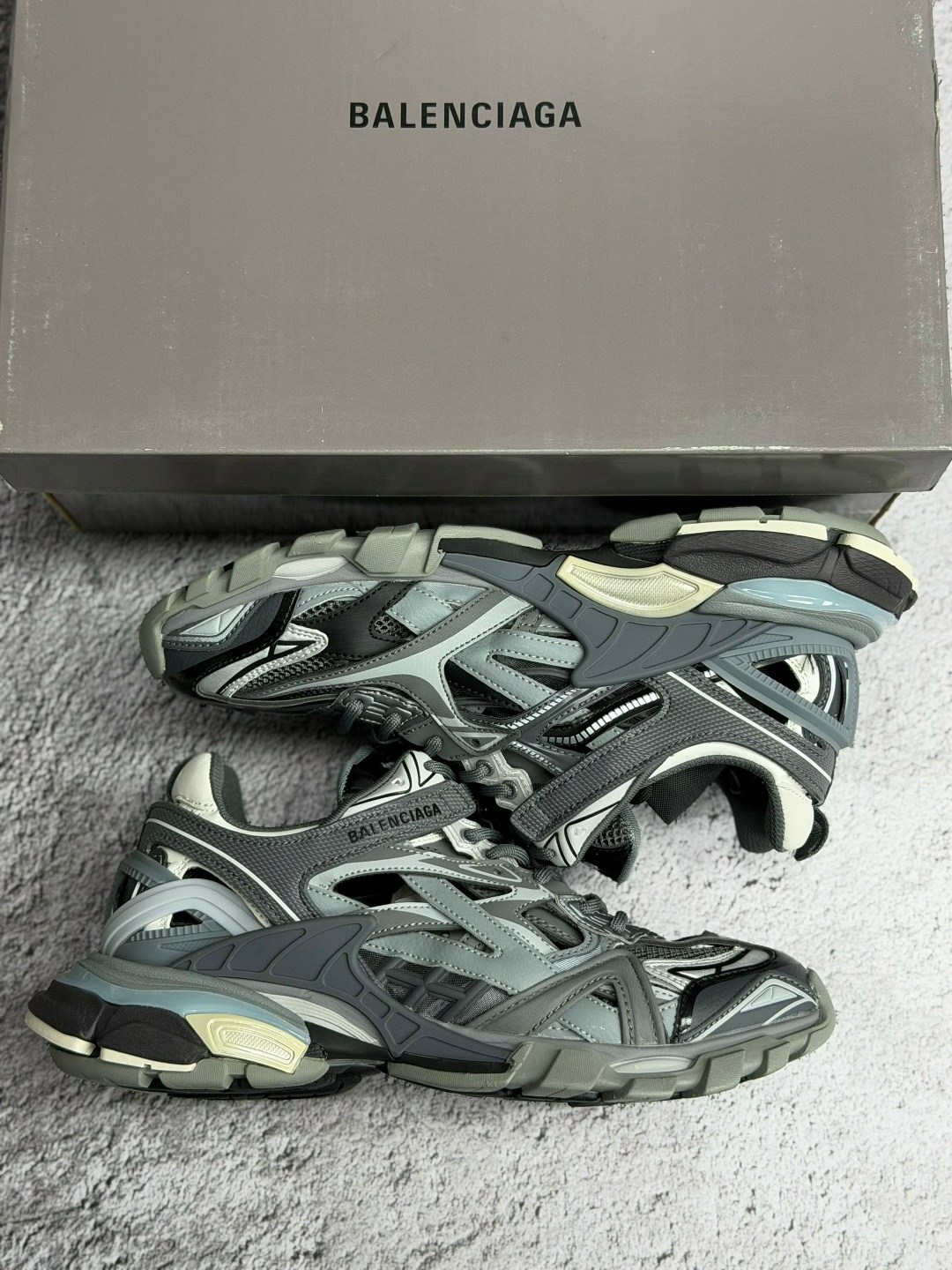 кроссовки balenciaga track 2,кроссовки balenciaga track led sneaker 'grey',track balenciaga 2,balenciaga кроссовки,кроссовки balenciaga track