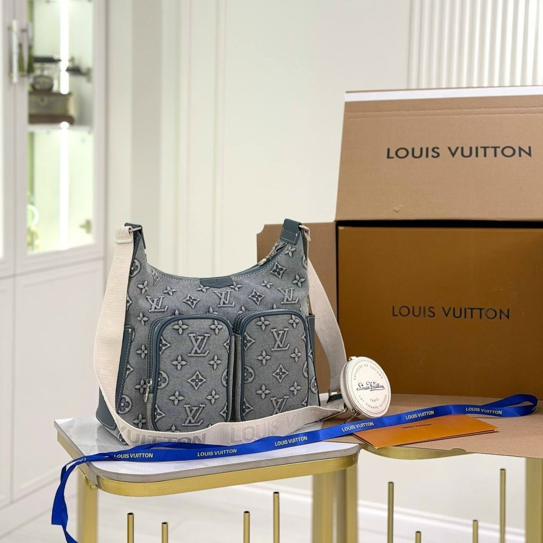 женская сумка louis vuitton,louis vuitton сумка,louis vuitton сумка на плечо,сумка через плечо louis vuitton,louis vuitton сумка на плечо тоут